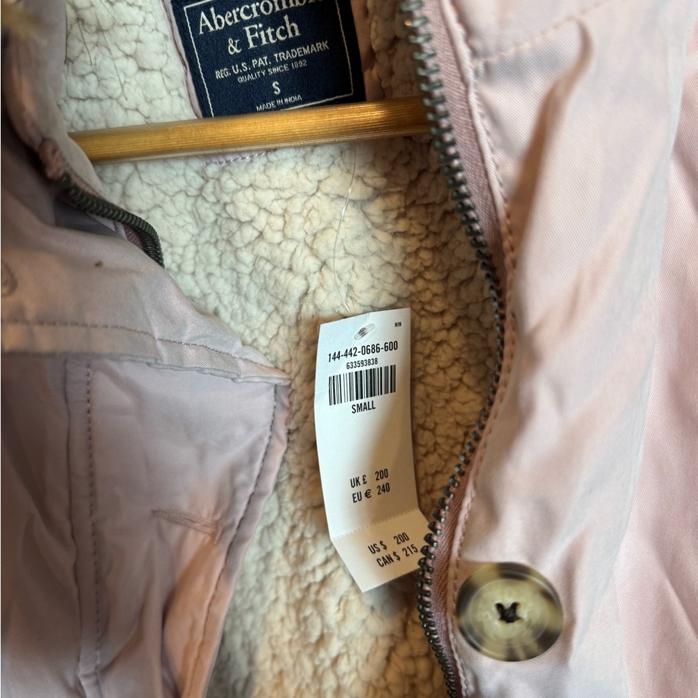 Abercrombie & Fitch Women's Pink Parka Coat NWT - Picture 5 of 7